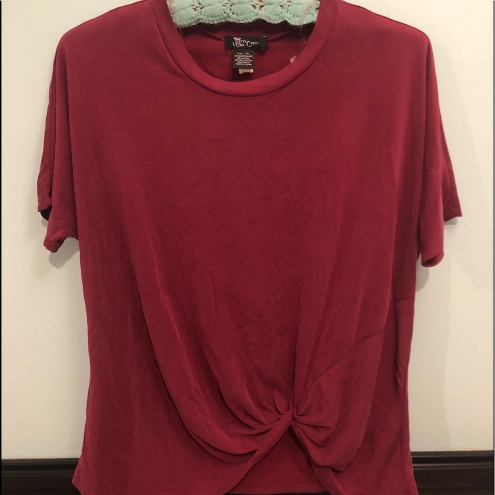 nwot maroon knot tee